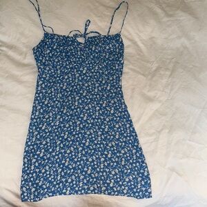 Reformation Abbott Dress in BLUE FLORAL